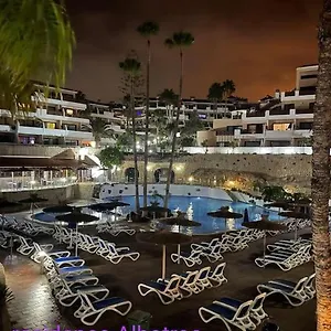  Apartamento Maximar 8 Bed Places, Heated Swimmingpool España